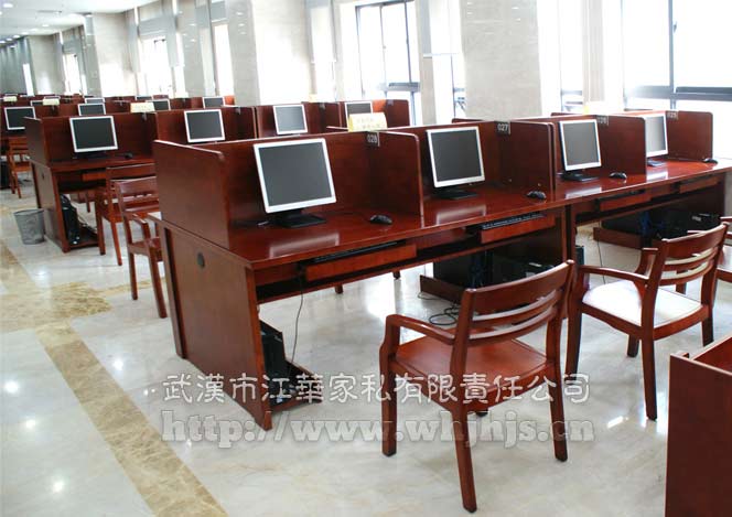 武汉大学图书馆家具项目多媒体办公室